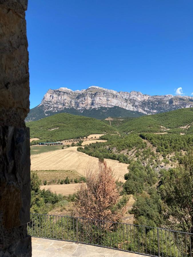 Vistas A La Montana En Un Pueblo Con Encanto. El Pueyo de Araguás Zewnętrze zdjęcie