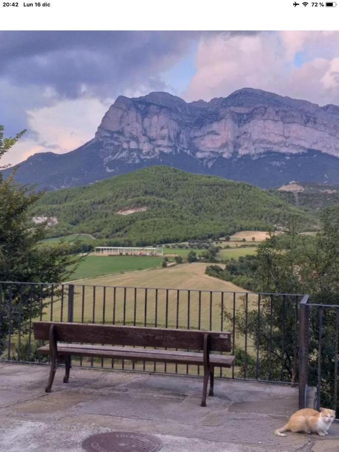 Vistas A La Montana En Un Pueblo Con Encanto. El Pueyo de Araguás Zewnętrze zdjęcie